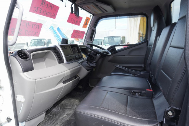 三菱ふそう キャンター 小型 アルミバン 2RG-FBA20(95160) 40枚目