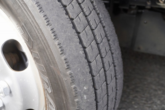 いすゞ エルフ 小型 アルミバン TRG-NJR85AN(95162) 10枚目