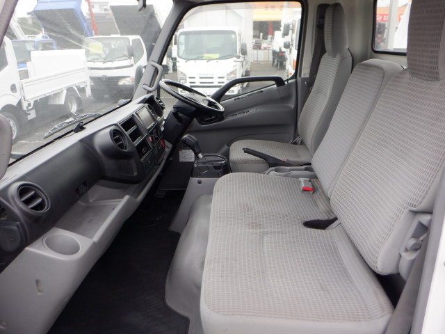 トヨタ ダイナ 小型 平ボディ TPG-XZU722(95174) 31枚目