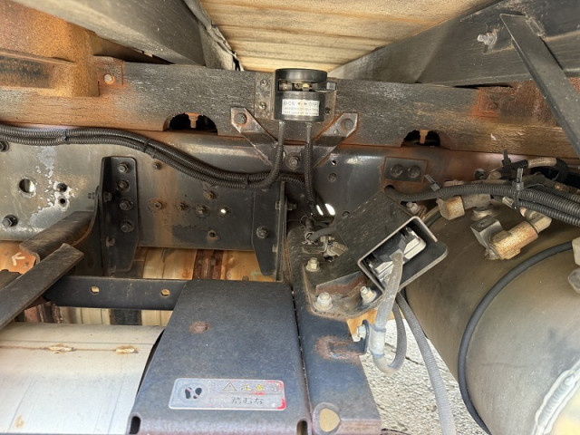 三菱ふそう ファイター 増トン 平ボディ 2KG-FK62FY(95175) 30枚目