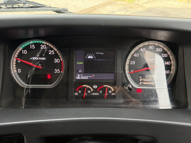 いすゞ フォワード 中型 アルミウィング 2RG-FRR90T2(95176) 28枚目