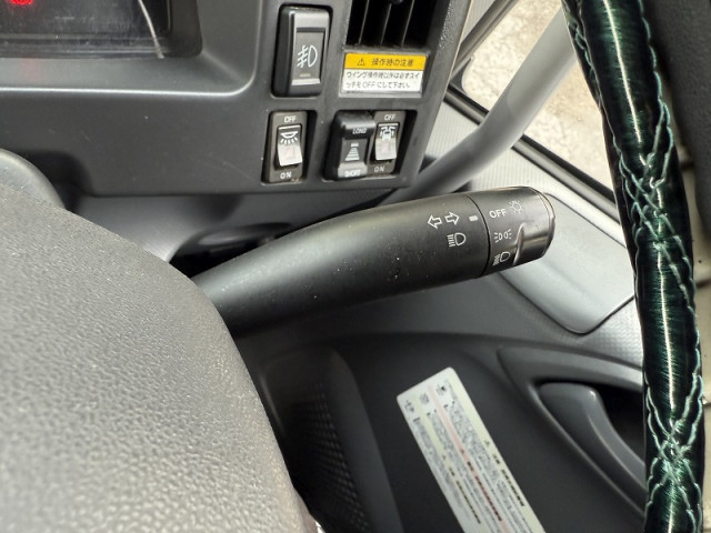 いすゞ フォワード 中型 アルミウィング 2RG-FRR90T2(95176) 29枚目