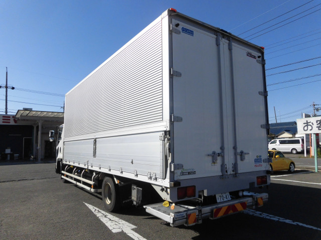 いすゞ フォワード 中型 アルミウィング 2RG-FRR90T2(95178) 4枚目