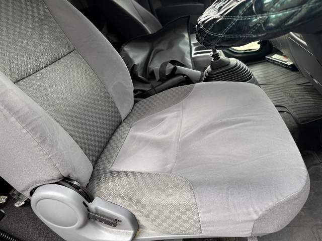 いすゞ フォワード 中型 アルミウィング 2RG-FRR90T2(95176) 38枚目