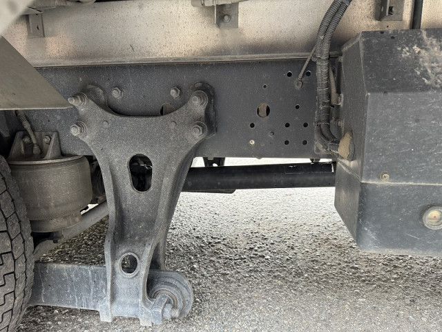 いすゞ フォワード 中型 アルミウィング 2RG-FRR90T2(95176) 42枚目