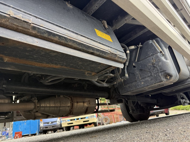 いすゞ フォワード 中型 アルミウィング 2RG-FRR90T2(95176) 47枚目