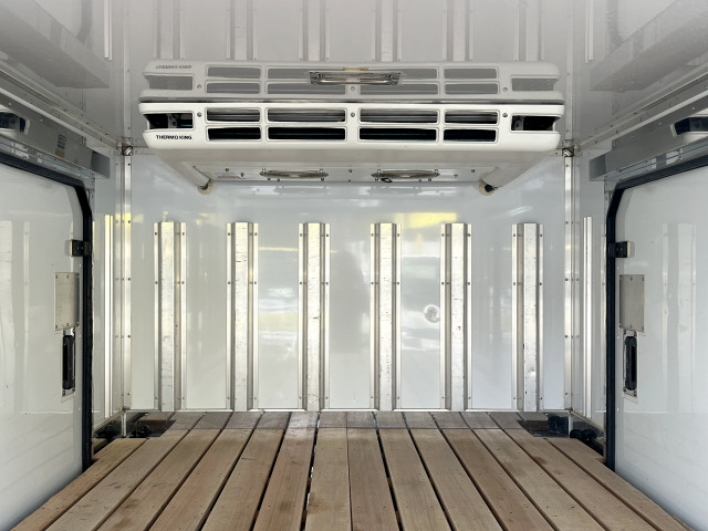 三菱ふそう キャンター 小型 冷凍冷蔵バン TPG-FBA20(95179) 10枚目