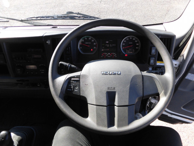 いすゞ フォワード 中型 アルミウィング 2RG-FRR90T2(95178) 30枚目