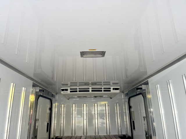 三菱ふそう キャンター 小型 冷凍冷蔵バン TPG-FBA20(95179) 15枚目