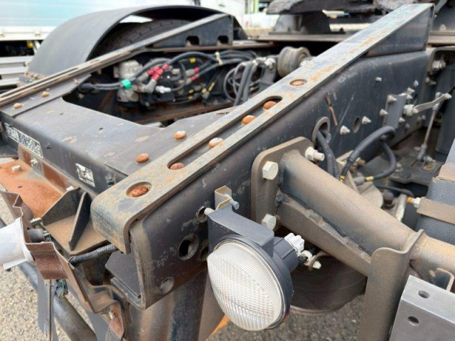 いすゞ ギガ 大型 トラクタ（シングル） QKG-EXD52BD(95180) 8枚目