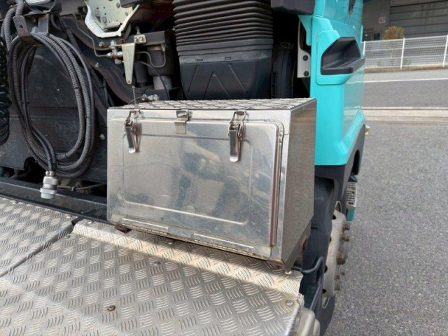 いすゞ ギガ 大型 トラクタ（シングル） QKG-EXD52BD(95180) 12枚目