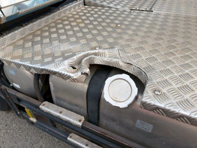 いすゞ ギガ 大型 トラクタ（シングル） QKG-EXD52BD(95180) 15枚目