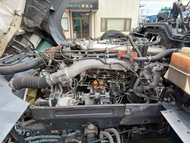 いすゞ ギガ 大型 トラクタ（シングル） QKG-EXD52BD(95180) 16枚目