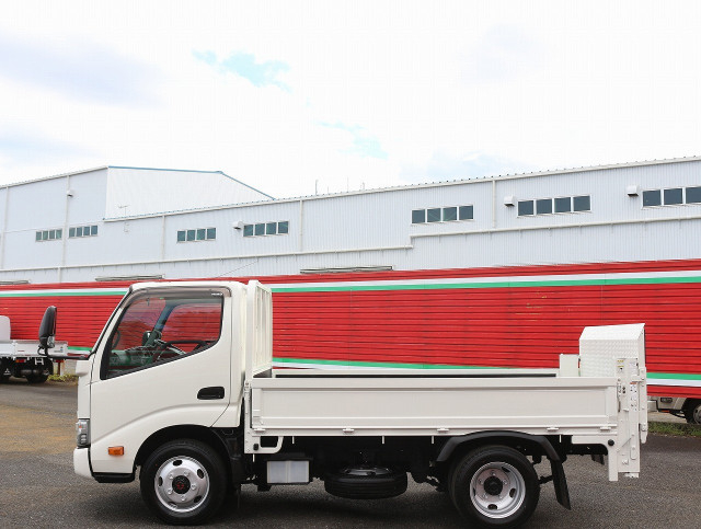 日野 デュトロ 小型 平ボディ TKG-XZU675M(95181) 8枚目