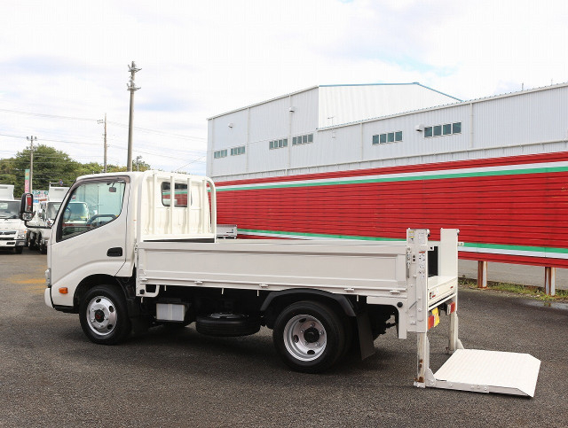 日野 デュトロ 小型 平ボディ TKG-XZU675M(95181) 19枚目