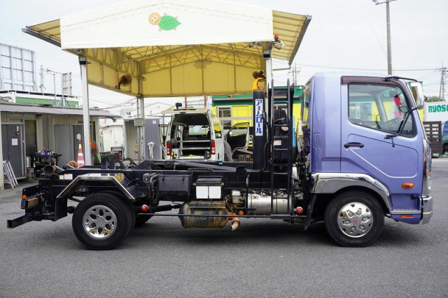 三菱ふそう ファイター 中型 コンテナ専用車 2KG-FK71F(95183) 5枚目