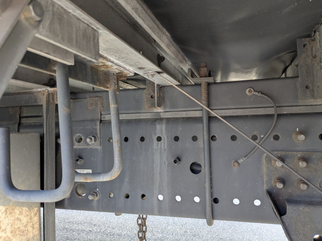 日野 プロフィア 大型 冷凍冷蔵バン 2DG-FW1AHG(95184) 11枚目