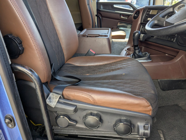 日野 プロフィア 大型 冷凍冷蔵バン 2DG-FW1AHG(95184) 38枚目