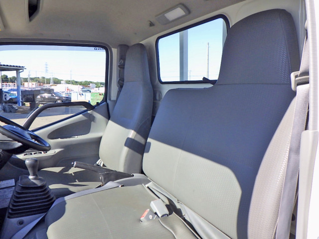 日野 デュトロ 小型 平ボディ TKG-XZU695M(95186) 11枚目