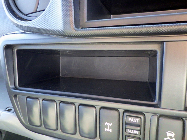 日野 デュトロ 小型 平ボディ TKG-XZU695M(95186) 18枚目