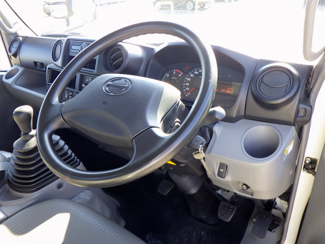 日野 デュトロ 小型 平ボディ TKG-XZU695M(95186) 41枚目