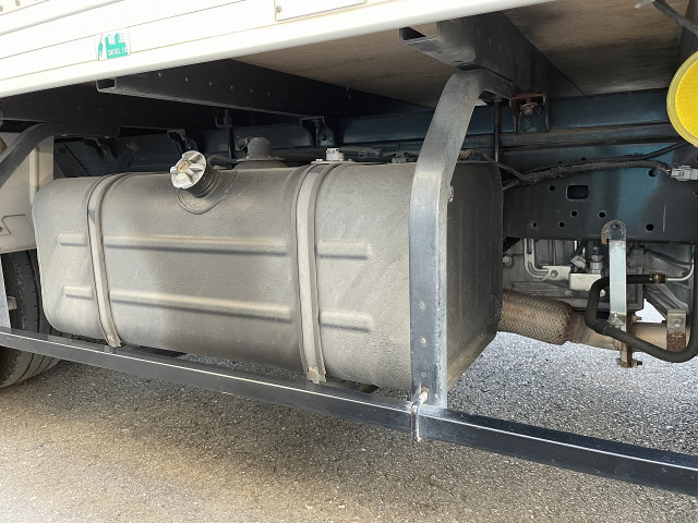 トヨタ ダイナ 小型 アルミバン TPG-XZU605(95187) 11枚目