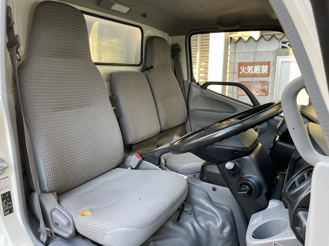 トヨタ ダイナ 小型 アルミバン TPG-XZU605(95187) 15枚目