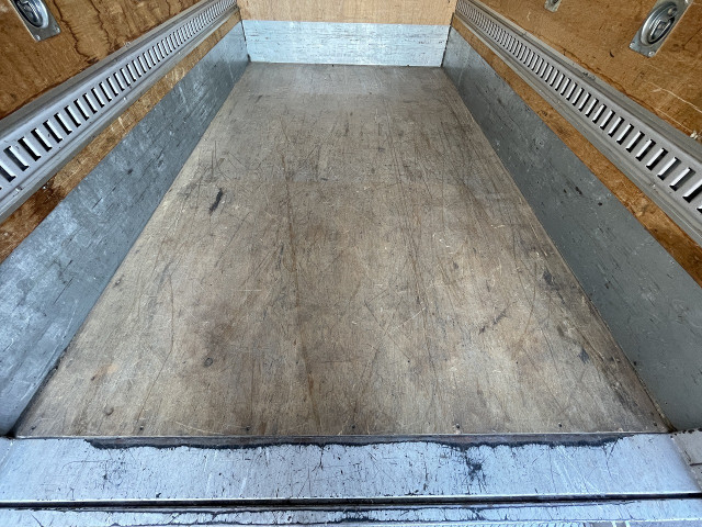 トヨタ ダイナ 小型 アルミバン TPG-XZU605(95187) 24枚目