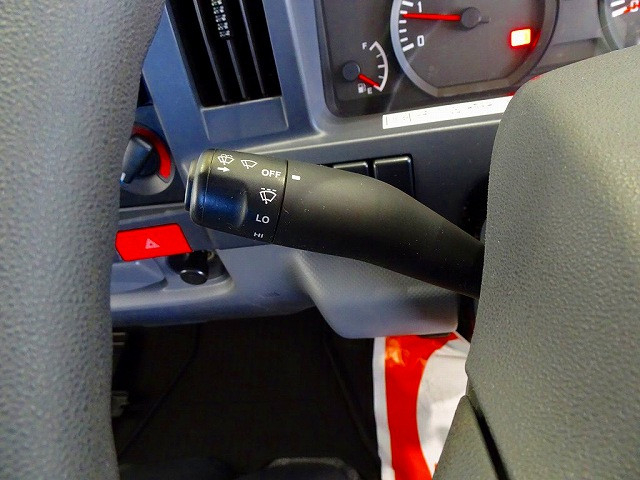 いすゞ エルフ 小型 Wキャブ TRG-NHS85A(95192) 18枚目