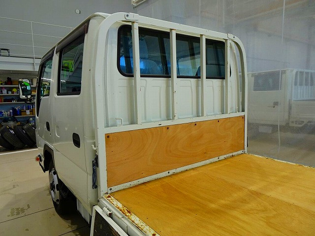 いすゞ エルフ 小型 Wキャブ TRG-NHS85A(95192) 28枚目