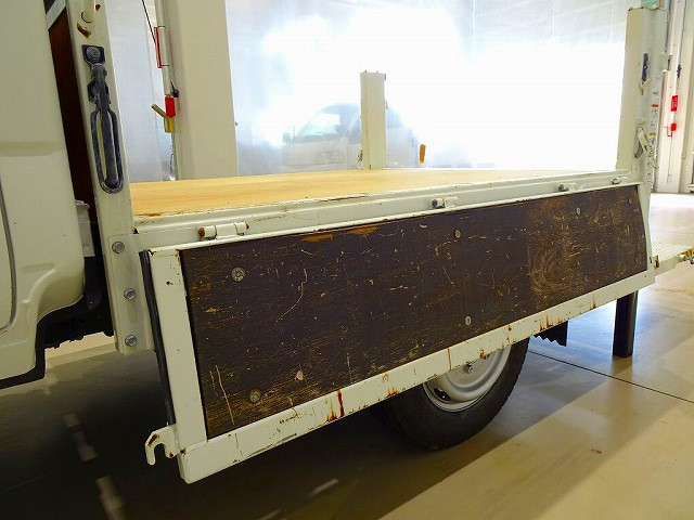 いすゞ エルフ 小型 Wキャブ TRG-NHS85A(95192) 31枚目