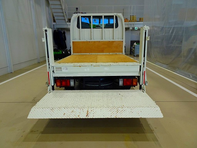 いすゞ エルフ 小型 Wキャブ TRG-NHS85A(95192) 33枚目