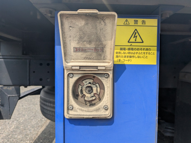 日野 デュトロ 小型 冷凍冷蔵バン TPG-XZU605M(95193) 32枚目