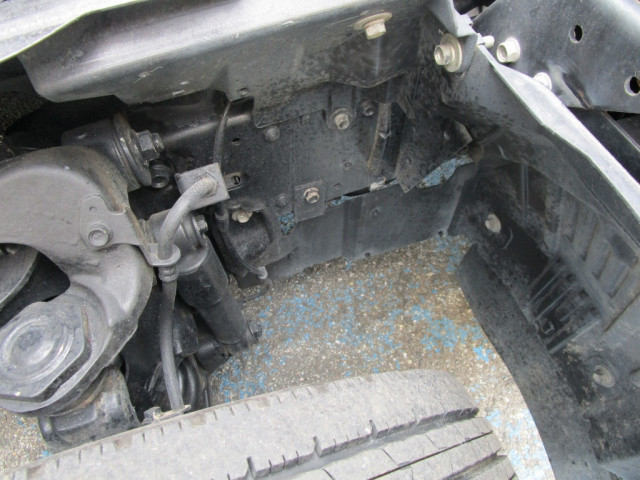 いすゞ エルフ 小型 平ボディ TRG-NJR85A(95195) 16枚目