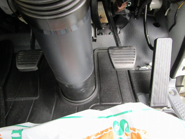 いすゞ エルフ 小型 平ボディ TRG-NJR85A(95195) 34枚目