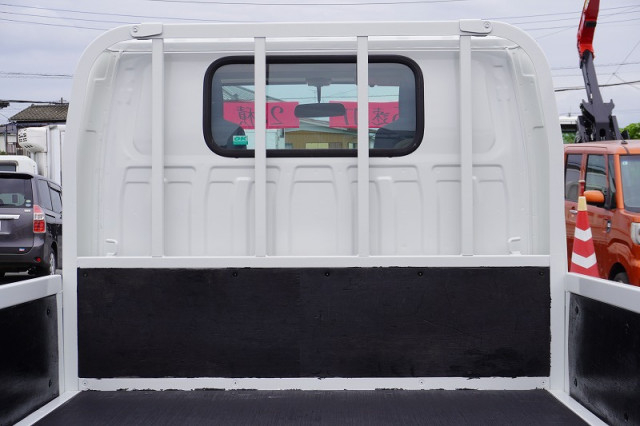 いすゞ エルフ 小型 平ボディ TRG-NJR85A(95196) 18枚目
