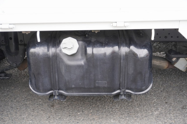 いすゞ エルフ 小型 平ボディ TRG-NJR85A(95196) 22枚目