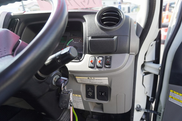 三菱ふそう キャンター 小型 アルミバン TPG-FBA20(95198) 34枚目