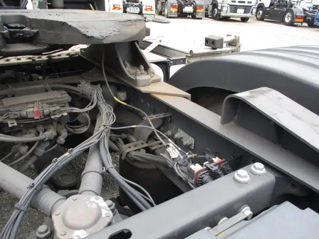 ボルボ 小型 トラクタ（シングル） 2PG-4S2TEA1(95208) 18枚目