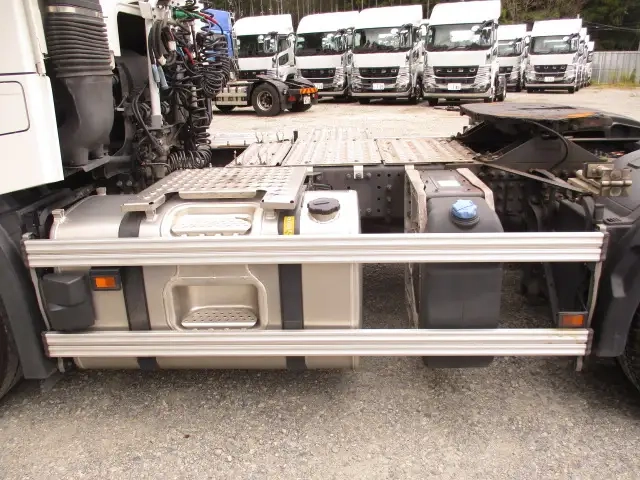 ボルボ 小型 トラクタ（シングル） 2PG-4S2TEA1(95208) 19枚目