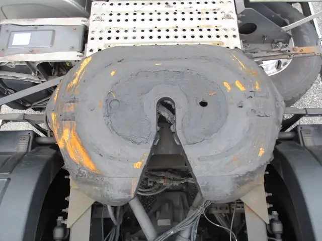 ボルボ 小型 トラクタ（シングル） 2PG-4S2TEA1(95208) 26枚目