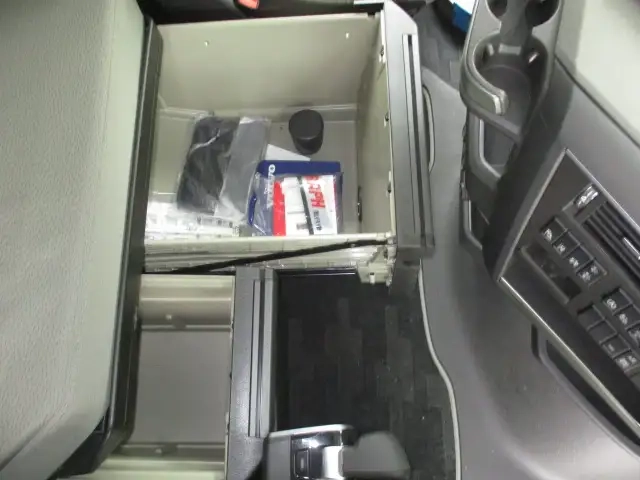 ボルボ 小型 トラクタ（シングル） 2PG-4S2TEA1(95208) 36枚目