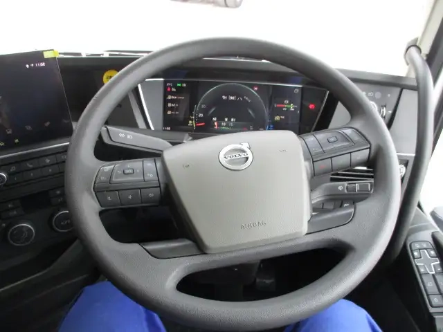 ボルボ 小型 トラクタ（シングル） 2PG-4S2TEA1(95208) 41枚目