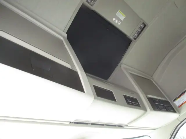 ボルボ 小型 トラクタ（シングル） 2PG-4S2TEA1(95208) 47枚目