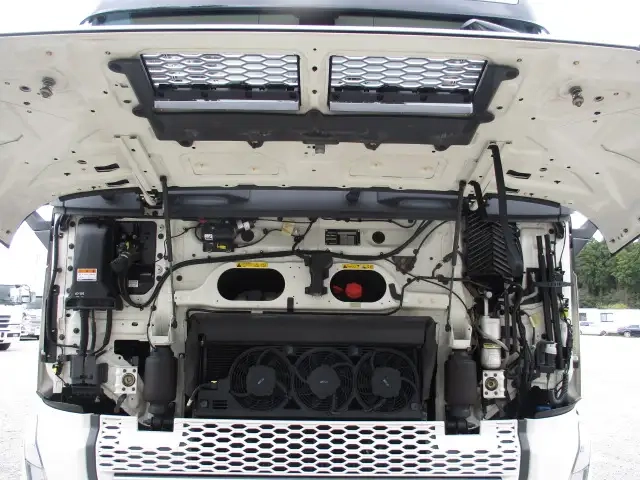 ボルボ 小型 トラクタ（シングル） 2PG-4S2TEA1(95208) 50枚目