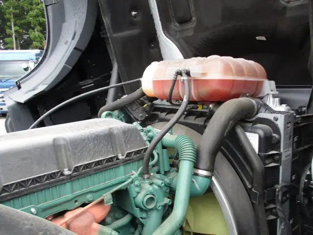 ボルボ 小型 トラクタ（シングル） 2PG-4S2TEA1(95208) 55枚目