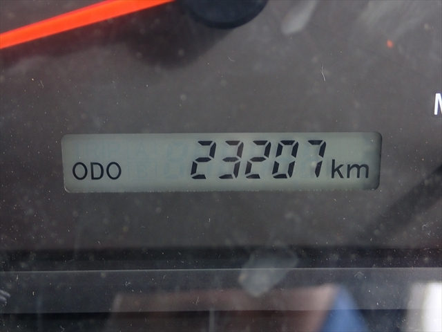 いすゞ エルフ 小型 平ボディ 2RG-NJS88A(95213) 19枚目