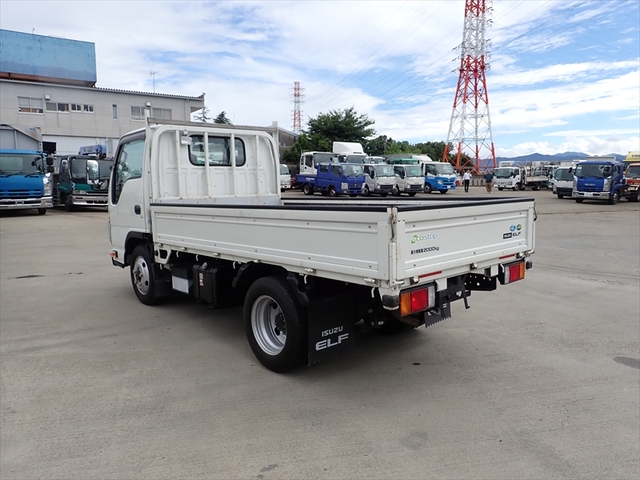 いすゞ エルフ 小型 平ボディ 2RG-NJS88A(95213) 2枚目