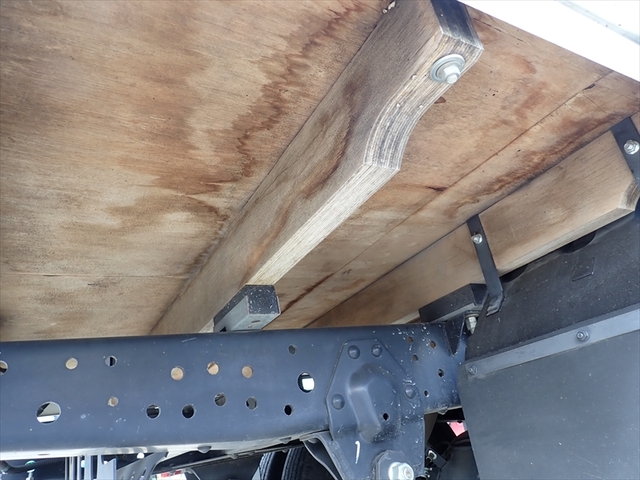 いすゞ エルフ 小型 平ボディ 2RG-NJS88A(95213) 8枚目