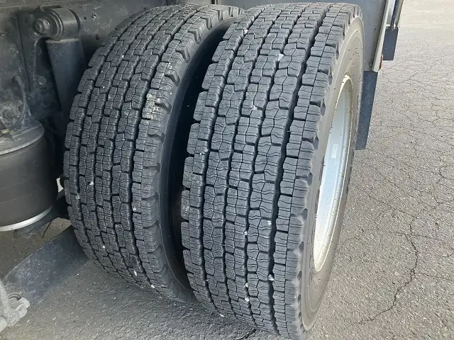 いすゞ ギガ 大型 平ボディ LKG-CYJ77A(113877) 37枚目